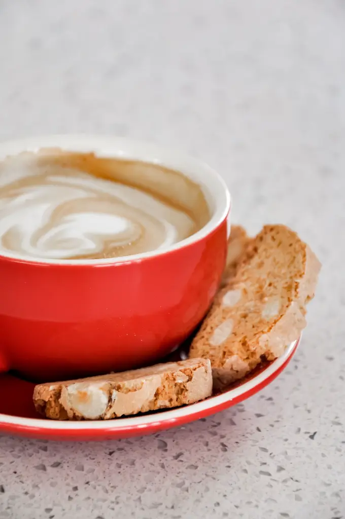 BISCOTTI BITES STYLED LOW RES (4).webp